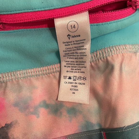 Ivivva girls “Speedy short” running shorts size 14 - Picture 4 of 5